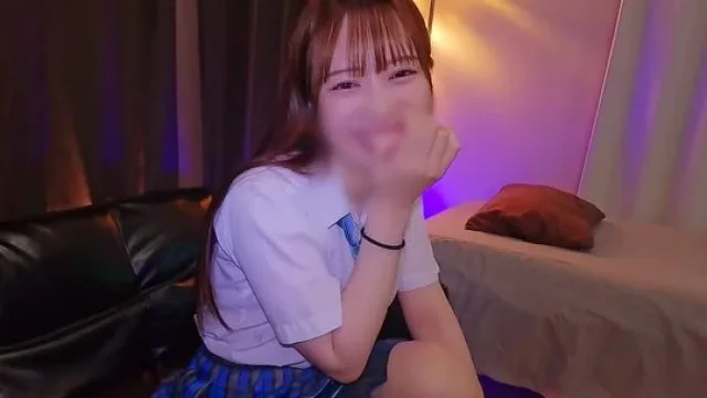 FC2PPV-4856735-浪爆大屁股面容苍白美少女S级真正的白色天使大量高潮喷射