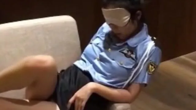 91新人女警制服诱惑