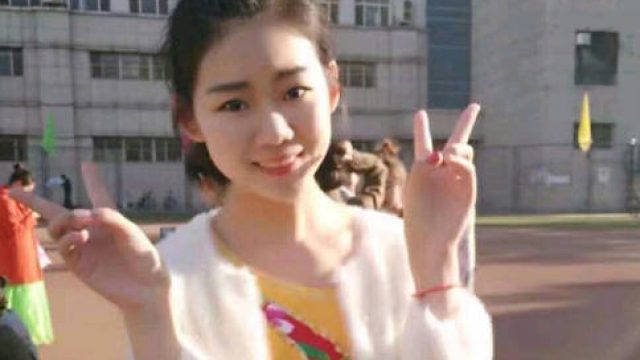 高学历高颜值美女初次见面玩的浪叫的骚