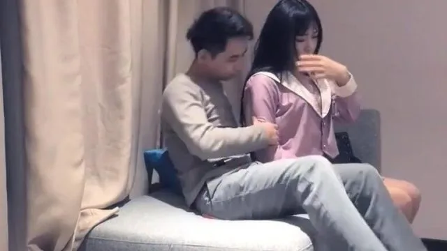 文轩探花11-27大学刚毕业的妹子操了两次