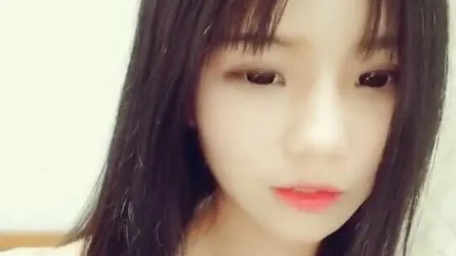 温顺的表妹手机进水拿来修没想到是这种人