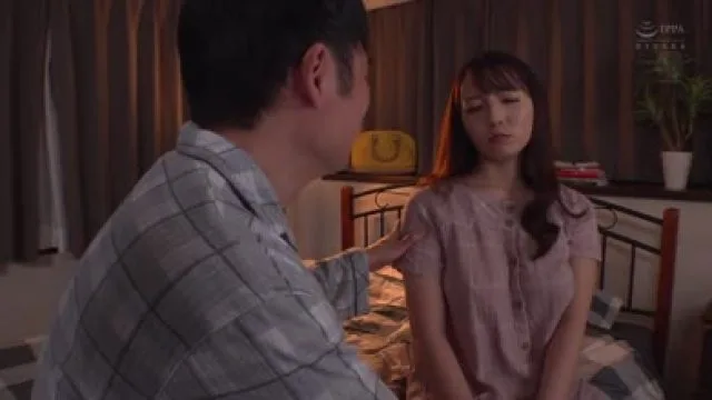 JUQ-874 「最愛の妻を寝取らせます。」 夫の歪んだ性癖に 同意した妻の公然中出し不貞 小花のん