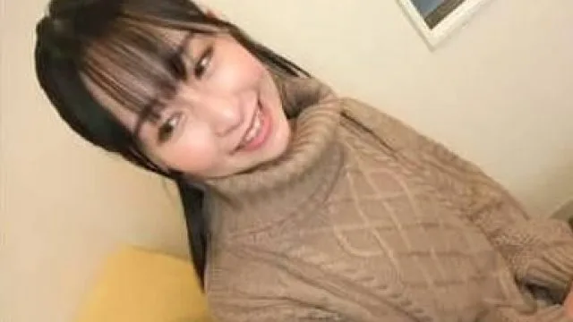 FC2PPV-1770132-百货公司工作的25岁女性