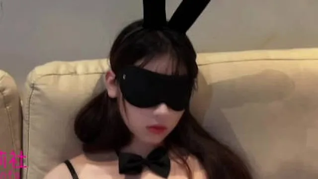 我的黑丝兔女郎小奴隶-艾米酱