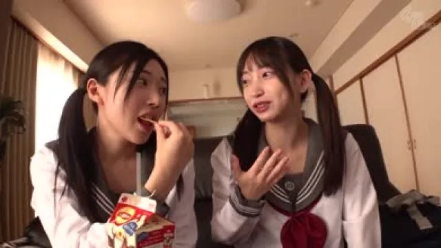 GVH-742 妹が友達を連れてウチに泊まりにきた！両親が居ない間によだれ飲まされ続け、モノの見事にM堕ちメスイキまでさせられてしまった 皆月ひかる冬愛ことね
