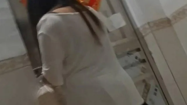 操了一个出租房子的带娃少妇