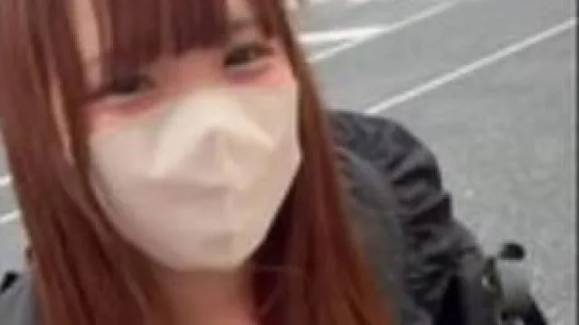 FC2PPV-4595612超级可爱的19岁女孩