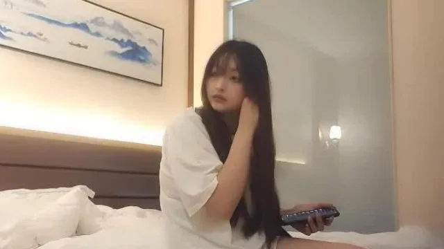 小陈头星选03-15零零后小妹操到一半倒线了