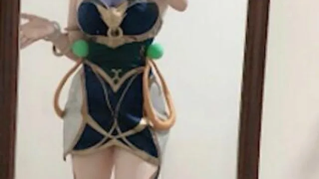 91王哥各种情趣服装不停的变换猛操大长腿女友