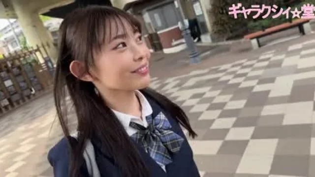 FC2PPV-4785845-以她本人为主角的奶油派性爱视频