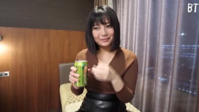 FC2PPV-2949800-在涩谷搭讪寻找干爹的巨乳女大学生