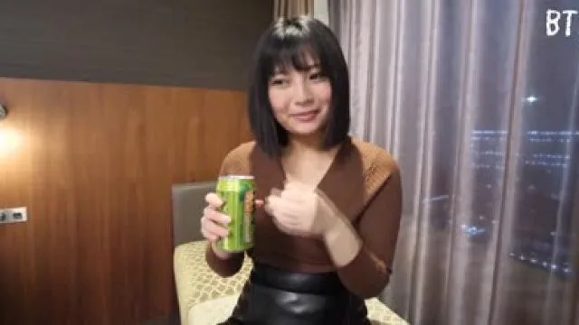 FC2PPV-2949800-在涩谷搭讪寻找干爹的巨乳女大学生