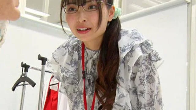 SHYN-199 SOD女子社員 モザイクギリギリを目指してワギナグイ込み生着替えさセクハラ 営業部 新卒1年目 中山緋南乃