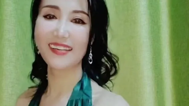 夕阳西下趁隔壁老李没下班找他老婆干一炮-阿姨终结者