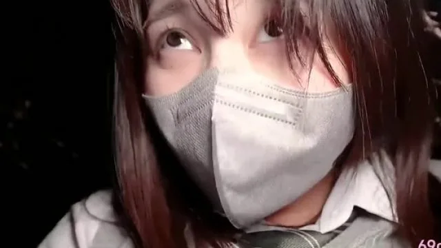 FC2PPV-4582966-十八岁色白白皙舞队队长首演狂插