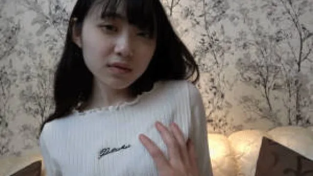 FC2PPV-1591233 顶级偶像清纯美少女首次拍摄