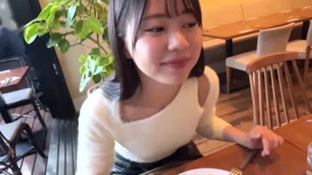FC2PPV-4759589-身材超纤细小胸美臀的妹子