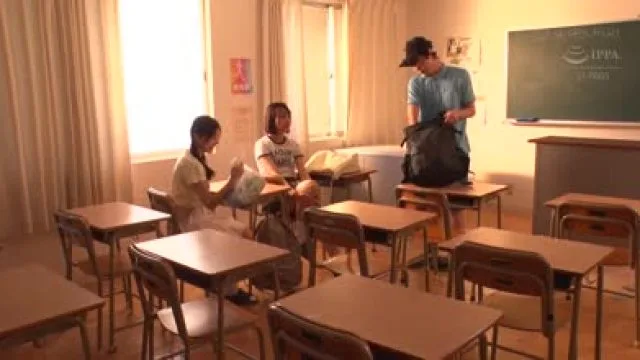 NHDTC-082 つるぺた女子の男水着チャレンジ 県民プールでデカチンおじに女子だとバレて中出しされて…マジ最悪だったよぉぉ～！