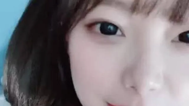 极品高三小妹自慰直播