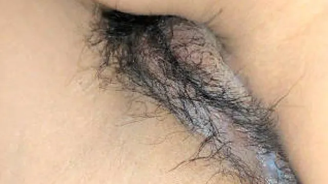 一大早把鸡巴插进妈妈屄里面泡澡