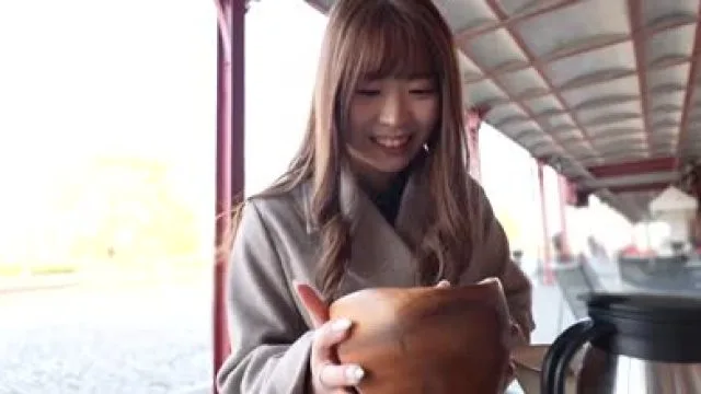 FC2PPV-4558851-平日午后美人妻中出约会