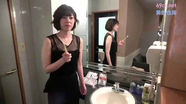FC2PPV-4809873-私人拍摄身高170cm的苗条应召女樱子被折磨最终忍不住内射