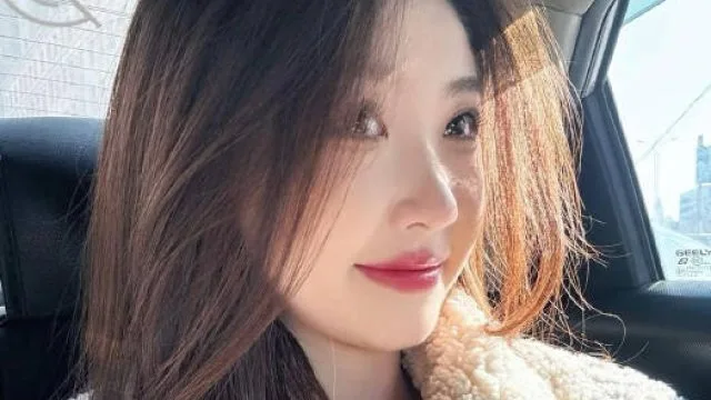 新姐姐是反差婊