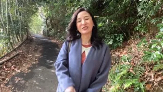 UBJ-001 潮吹き熟女の異常性欲 西尾さゆり