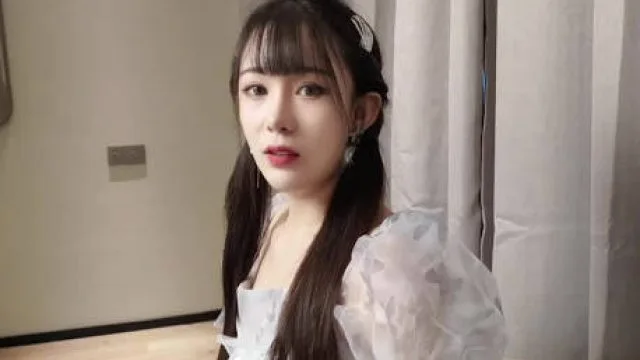 洗脚城按摩女辛苦挣钱老公却出轨