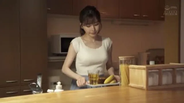 PRED-189哥哥的肉棒不太行准备怀孕的嫂子深田咏美在排卵期来找我借精子受孕一晚上被榨好几次