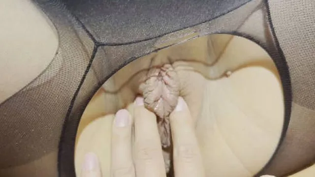 豹纹姐姐的口活越来越好了莫非经常给我姐夫口