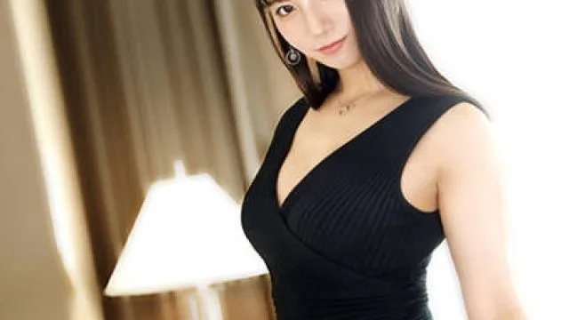 259LUXU-1386原本就认为AV非常有魅力产生自己也想出演的想法的气象播报员