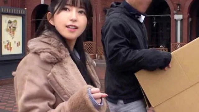 200GANA-2414心地善良的保育士被把妹成功