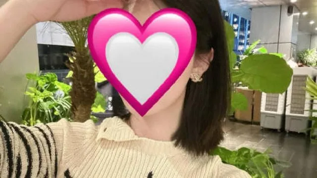 操得姐姐说快操我的骚逼最后内射完姐姐再让姐姐口