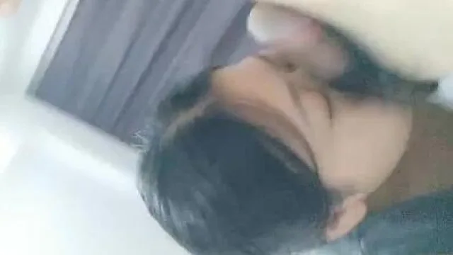 网上约了一个丰满饥渴少妇