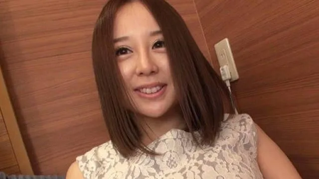 MICA-012 鬼勃起した18cmのデカチンで淫穴をゴン突きされ膣内をギュンギュン締める銀○員さき22歳
