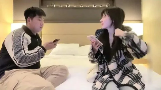 小宝寻花04-06精致的妹子操得像受孕