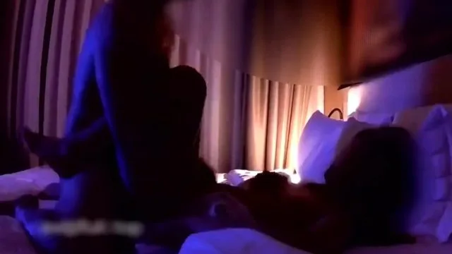 91夯先生之173肥臀细腰大长腿美女3P