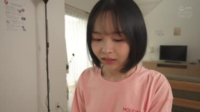 CAWD-800 「なつは俺の所有物なんだよ？」防犯対策で男女共同シェアハウスに入居したのに…イタい勘違い同居人が彼氏面してきて束縛ストーカー化…強●退去させたら大逆上して合鍵侵入報復レ●プ 日向なつ