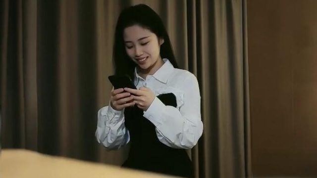 探花郎李寻欢03-03素颜斯文美女