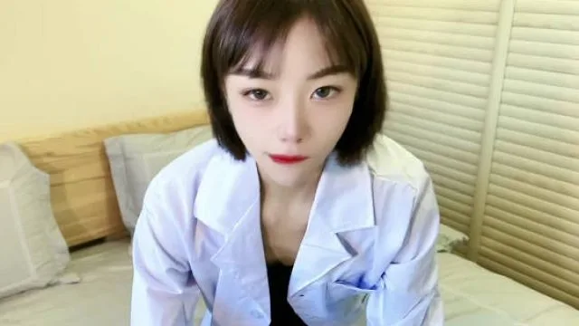性感医生在线取清治疗无套内射-紫萱