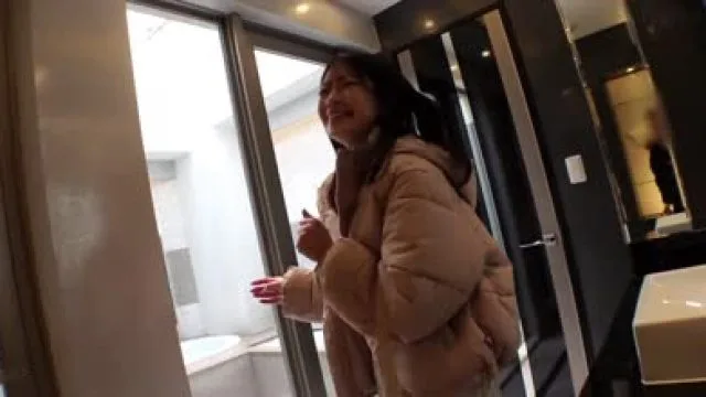 DLDSS-423你懂我吗前女演员现经营沙龙的梅