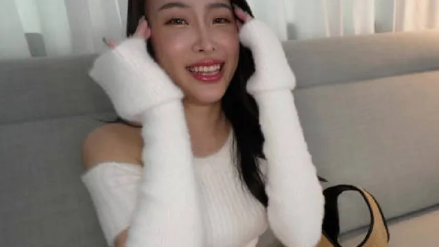 AN9-051華麗人妻艾悠的高級女優體驗