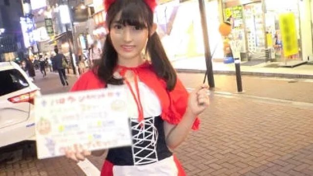 GANA-2191 ハロウィンムードの渋谷で可愛いお姫様を発見！！狼が彼女を襲う！まんざらではお姫様は快楽で喘ぎに喘ぐ！パイパンお姫様に狼オ●ン●